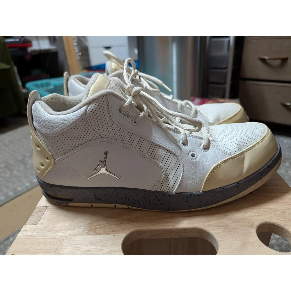Jordan Flight 23 Mens Basketball Shoes White Cream Grey Speckled 317820-110